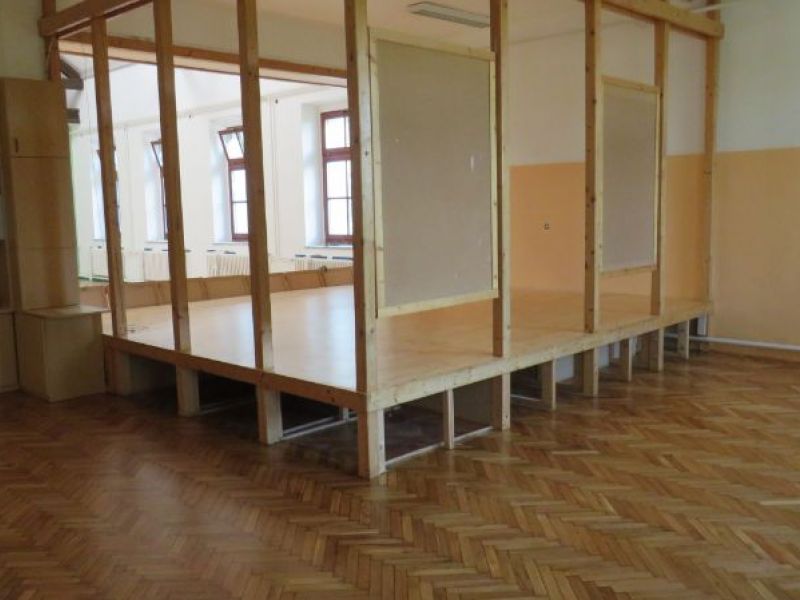 Renovace podlahy tělocvičny ZŠ Lukov
